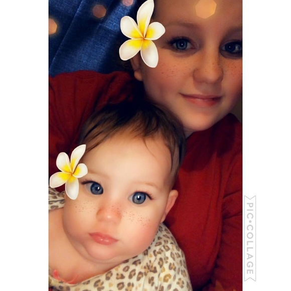 Meet your Posher, Katie - Picture 1 of 1